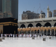 4 Star Gold Umrah Packages - Deluxe Umrah Packages 2023 USA