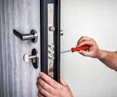 In & Out Mobile Locksmith & Car Key | Locksmith in Fort Pierce FL
